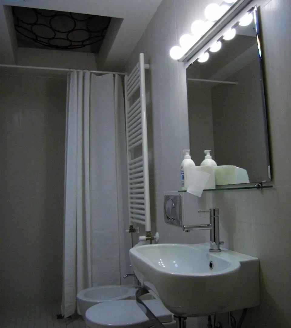 *** Guest house Dada Hotel Bologna Italy